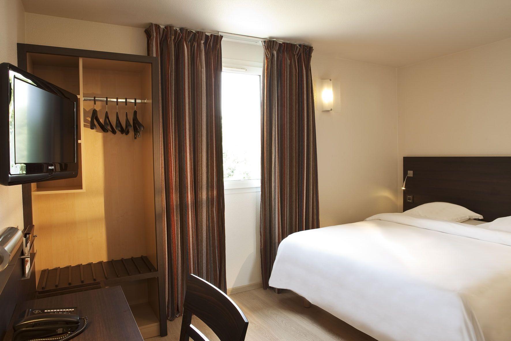 Escale Oceania Aix-En-Provence Hotel Bagian luar foto