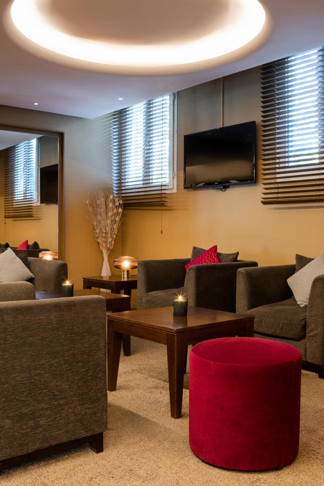 Escale Oceania Aix-En-Provence Hotel Bagian luar foto